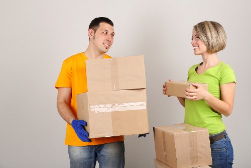 Removal vehicle used for loading furniture and boxes