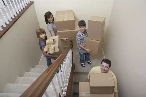 Local moving service supporting home and business transport